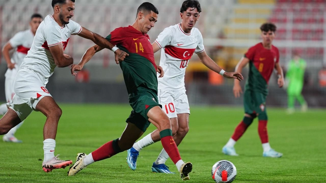 1-0'ı koruyamayan U20 Milli Takımımız, Portekiz'e boyun eğdi