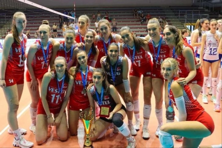 19 Yaş Altı Kız Voleybol Milli Takımı, Balkan Şampiyonası'nda ikinci oldu