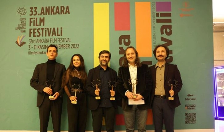 33. Ankara Film Festivali'nde büyük ödülleri 'Kurak Günler' ve 'Karanlık Gece�