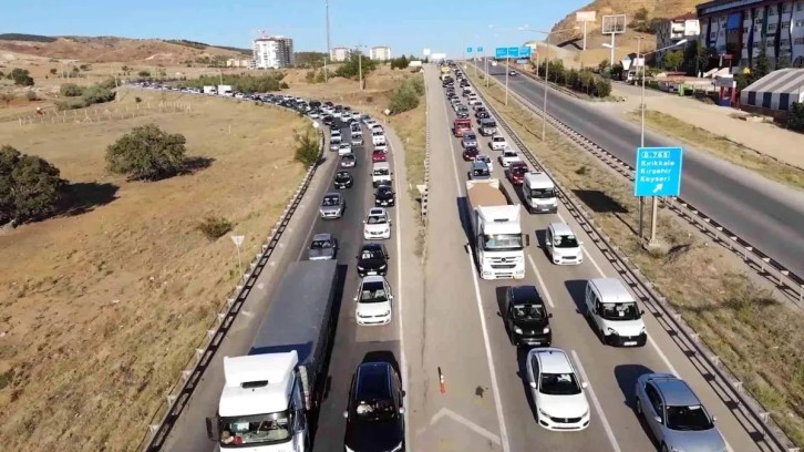 43 ilin geçiş noktasına neşter vuruluyor! Bayramlarda yaşanan trafik yoğunluğu tarih olacak