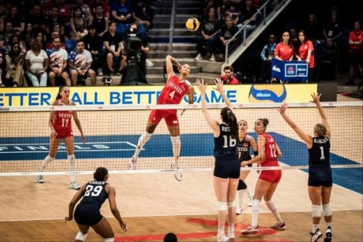 A Milli Kadın Voleybol Takımı FIVB Milletler Ligi'nde finale yükseldi