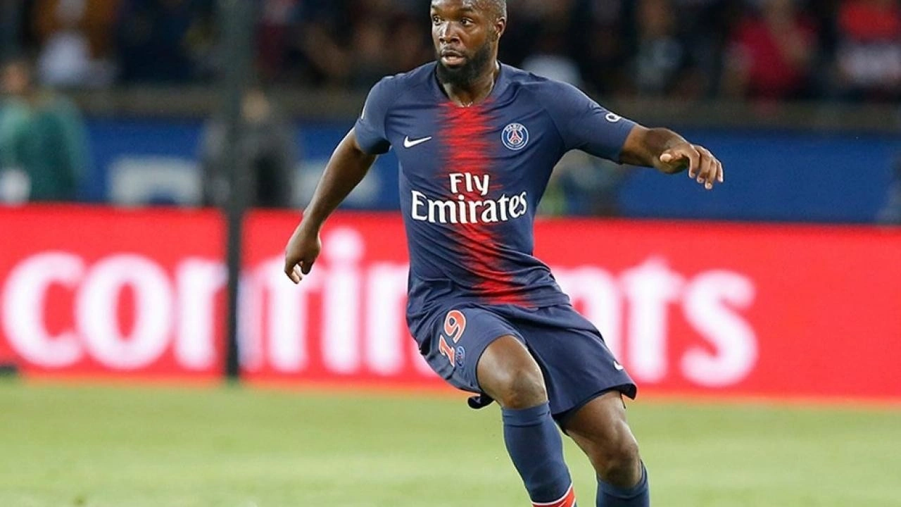 AB'den futbolda çok konuşulacak 'Lassana Diarra' kararı