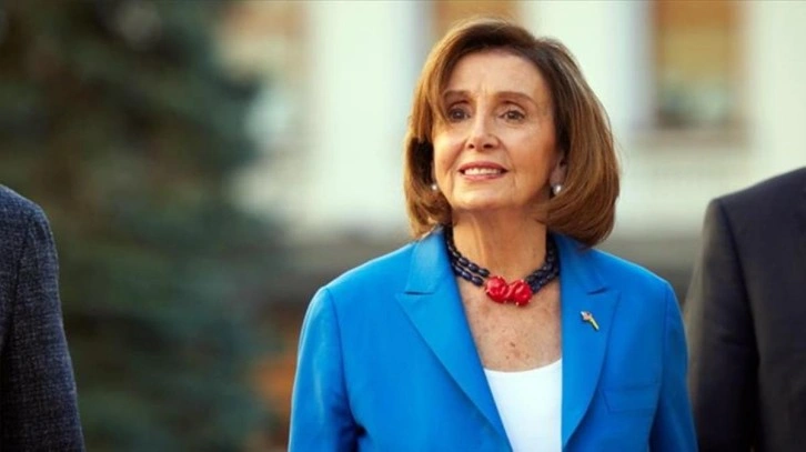 ABD Temsilciler Meclisi Başkanı Nancy Pelosi'nin 82 yaşındaki eşi, evinde saldırıya uğradı