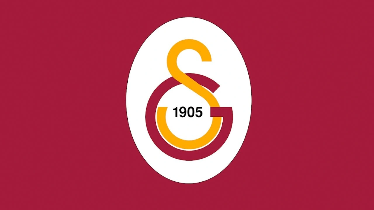 Acun Ilıcalı konuşurken Galatasaray'dan olay gönderme