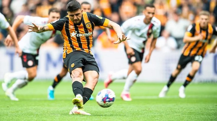 Acun Ilıcalı'nın takımı Hull City lige fırtına gibi başladı! Ozan Tufan ilk maçında şov yaptı