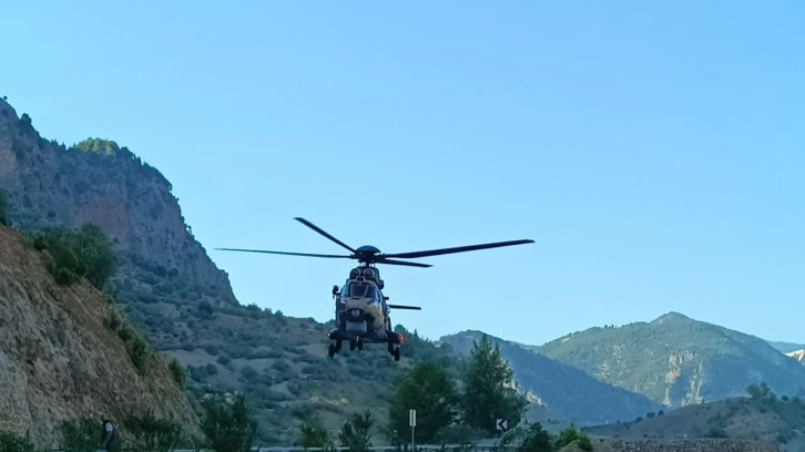 Adana'da yangın helikopteri suya düştü! Yaralılar var...