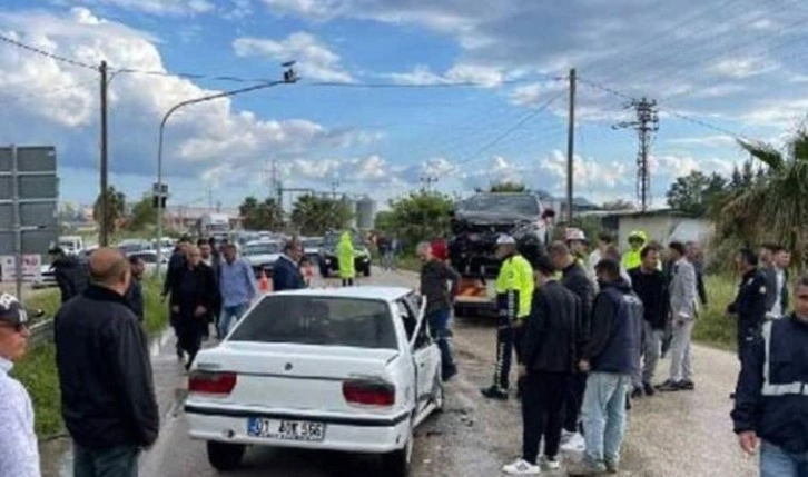 Adana'da zincirleme kaza: 11 yaralı