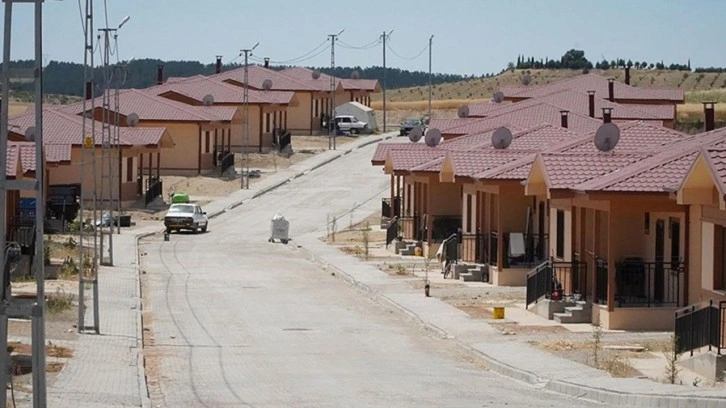 Adıyaman'da deprem konutlarının teslimine ilişkin açıklama