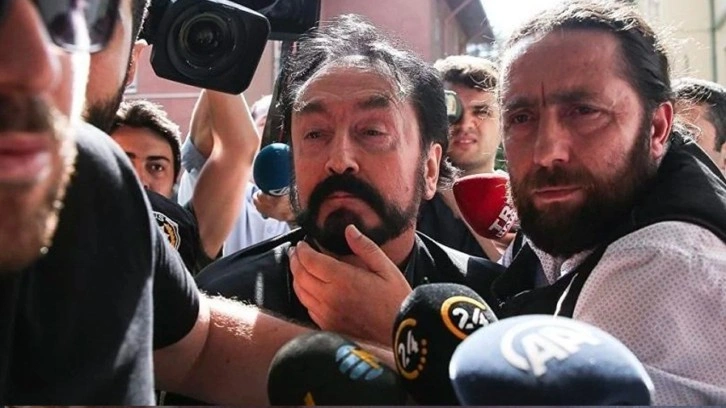 Adnan Oktar davasına yeni iddianame: İsrailli siyasetçilerle görüşmüşler