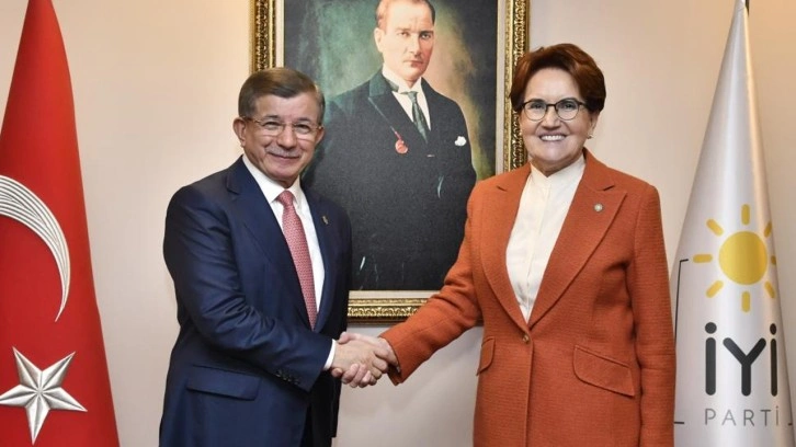 Ahmet Davutoğlu ile Meral Akşener arasında 1 buçuk saatlik görüşme