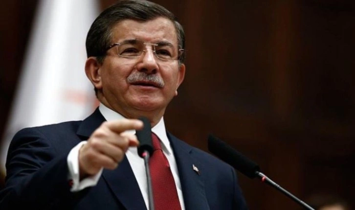 Ahmet Davutoğlu'ndan 'deprem' paylaşımı: 'Bunun adı kader değil, kısa devre'