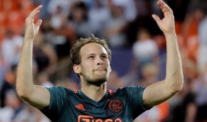 Ajax, Daley Blind'in sözleşmesini feshetti