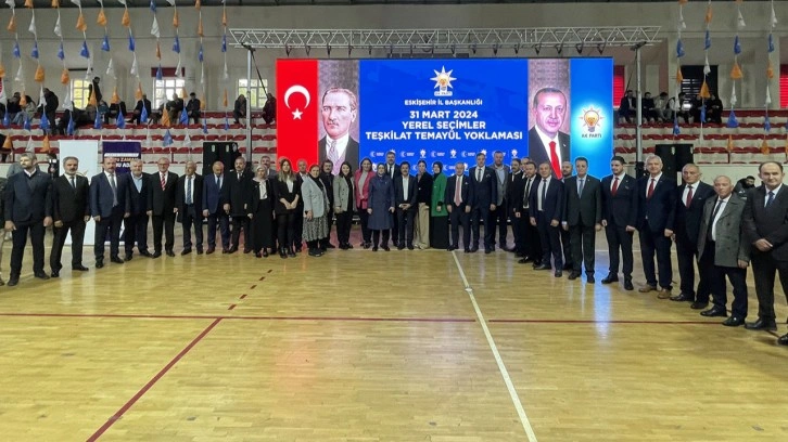 AK Parti Eskişehir İl Teşkilatında yerel seçimler için temayül yoklaması