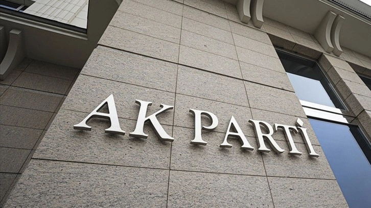 AK Parti'den emekli maaşlarına zam açıklaması! 2024'e zamlı gireceğiz...