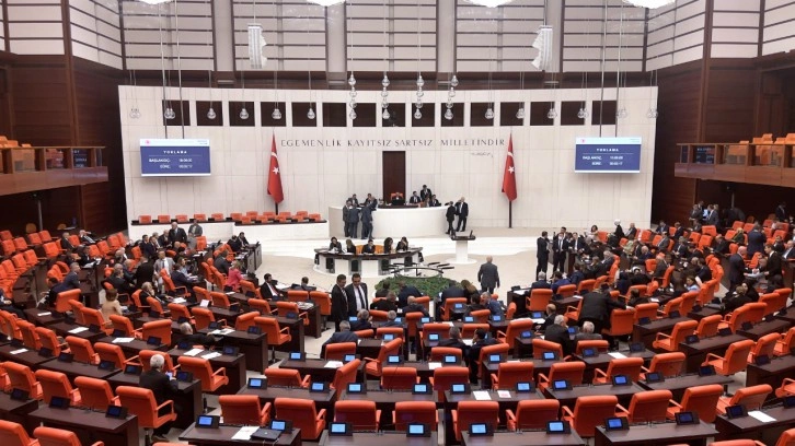 AK Parti'nin Meclis Başkanvekili Bekir Bozdağ oldu!