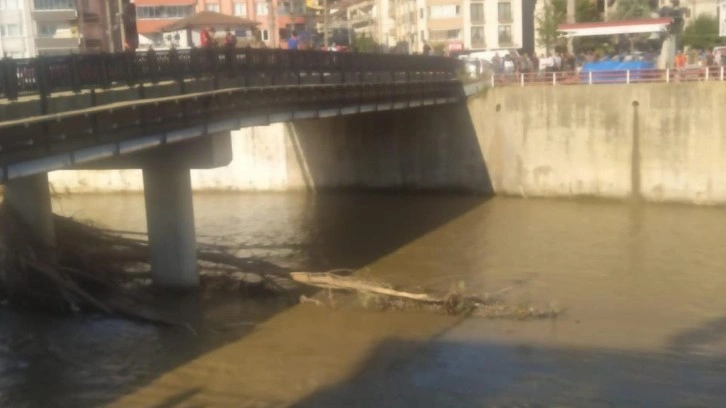 Akıntıya kapılarak kaybolmuştu! Cesedi 10 kilometre uzaklıkta bulundu