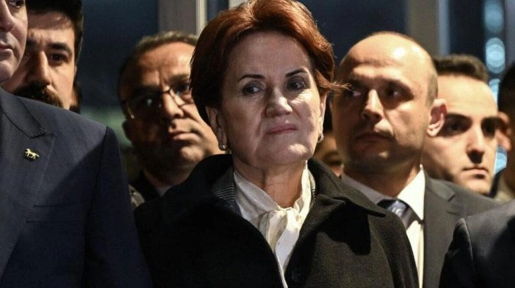 Akşener'e canlı yayında yüzünün asık olduğu anlar soruldu: Tuhaf bir ışık gelmiş