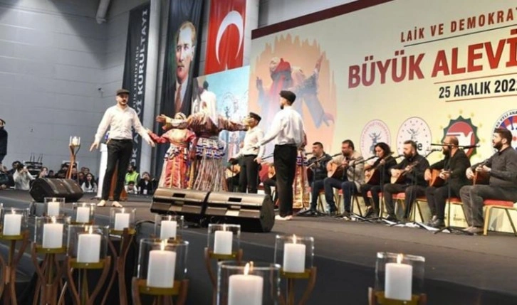 Aleviler, ‘eşit yurttaşlık’ talebiyle büyük kurultayda buluştu: 'Boyun eğmeden yaşamak istiyoru