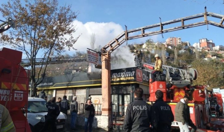 Alibeyköy Başak Oto Sanayi Sitesi'nde yangın! Çok sayıda ekip sevk edildi