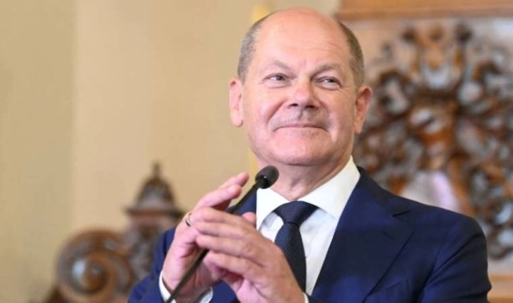 Almanya Başbakanı Olaf Scholz vergi kaçakçılığı iddialarını reddetti