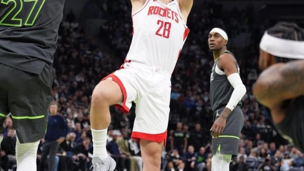 Alperen Şengün triple-double'la yıldızlaştı! Rockets uzatmada güldü