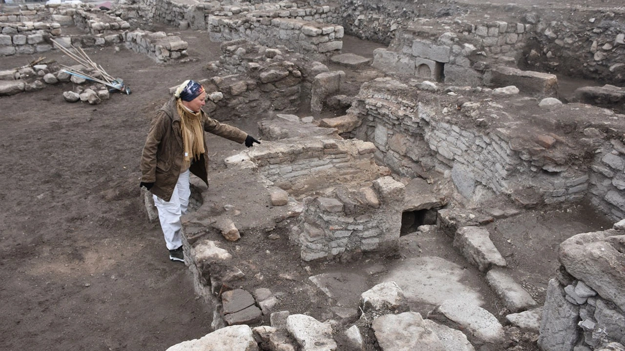 Amorium Antik Kenti'nde Türk-İslam dönemine ait hamam bulundu