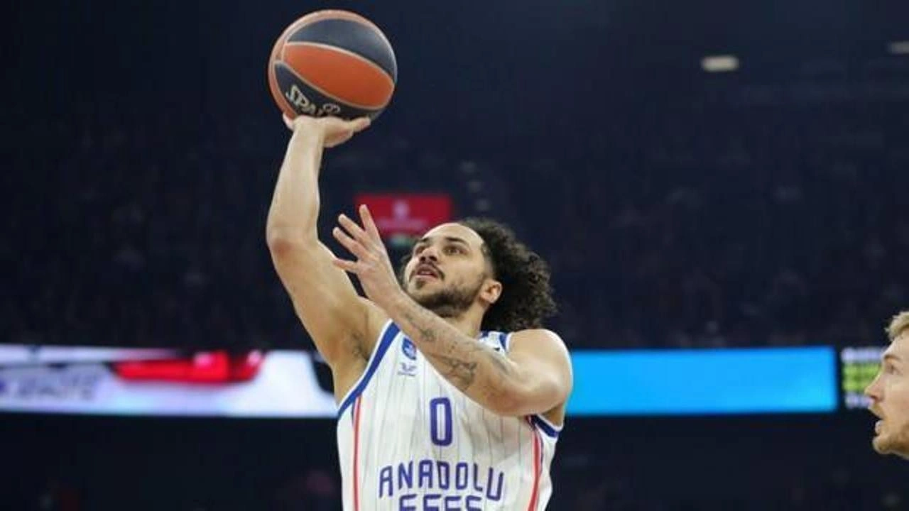 Anadolu Efes, Almanya'da Bayern'i devirdi