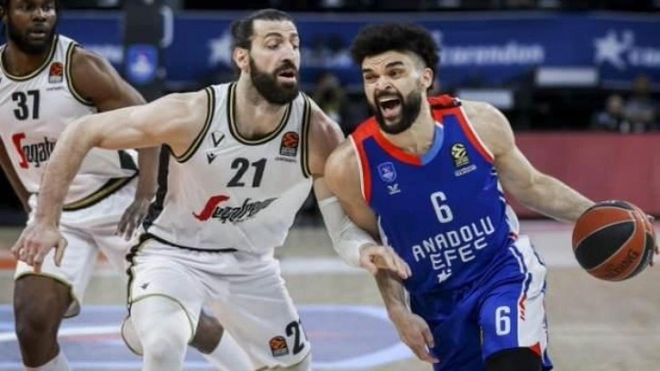 Anadolu Efes Avrupa'da farklı kazandı!