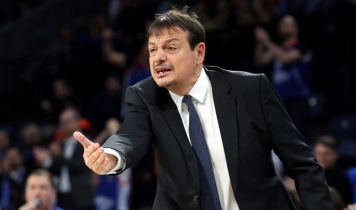 Anadolu Efes Başantrenörü Ergin Ataman: 'Play-off umudumuzu korumak istiyoruz'