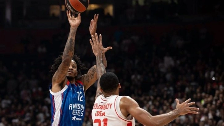 Anadolu Efes EuroLeague’de 6. yenilgisini aldı