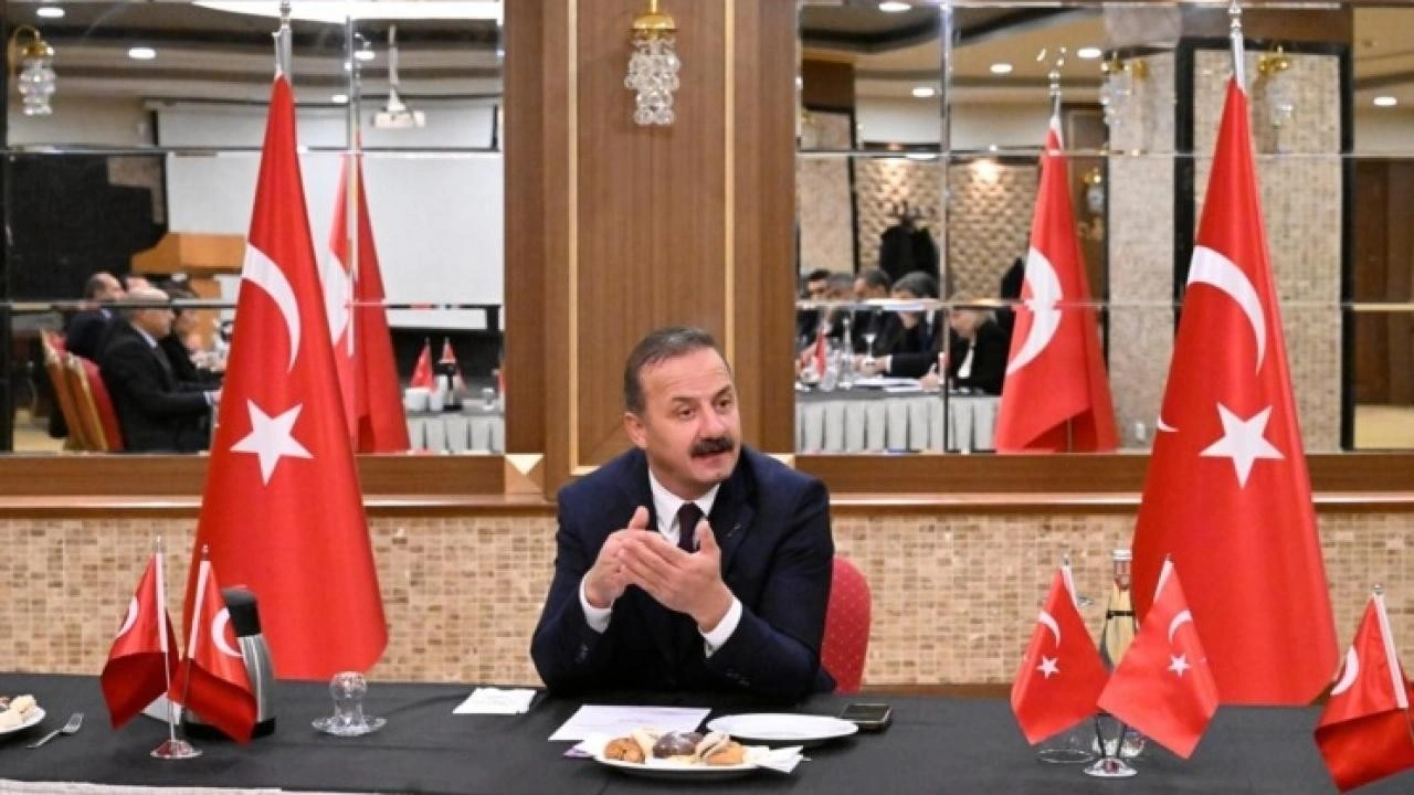 Anahtar Parti'nin ilk Başkanlık Divanı toplantısı yapıldı