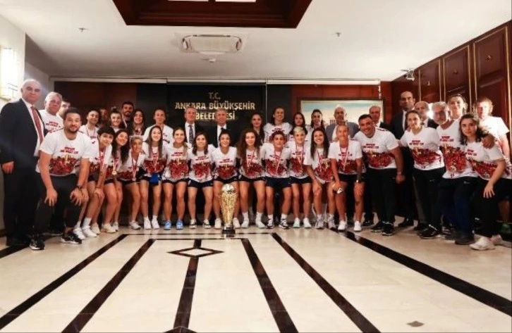 Ankara Büyükşehir Belediyesi FOMGET, Şampiyonlar Ligi'nde İzlanda takımı Valur ile eşleşti