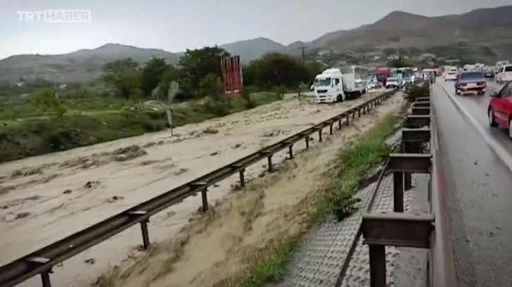 Ankara-Kırıkkale karayolu trafiğe kapandı!