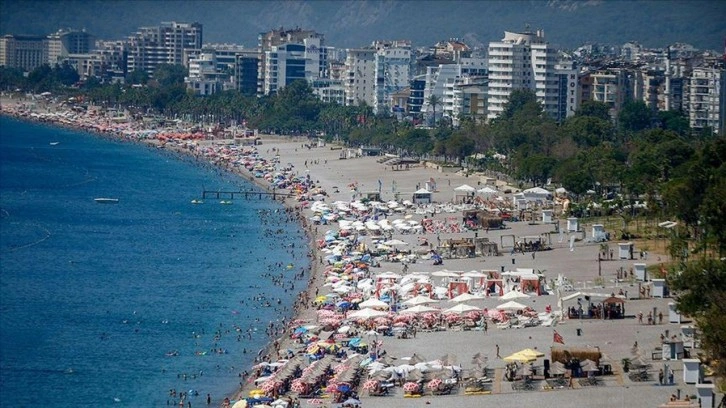 Antalya'da temmuz sonunda yeni rekor geldi