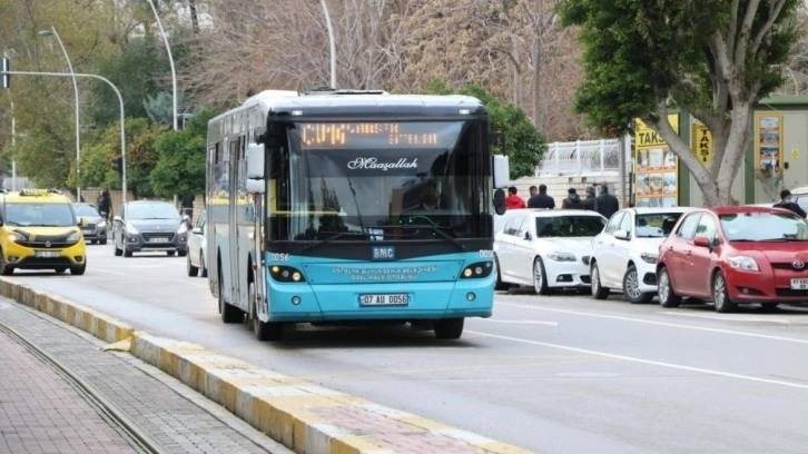 Antalya'da 24 bin TL maaşla toplu ulaşım şoförü bulunamıyor