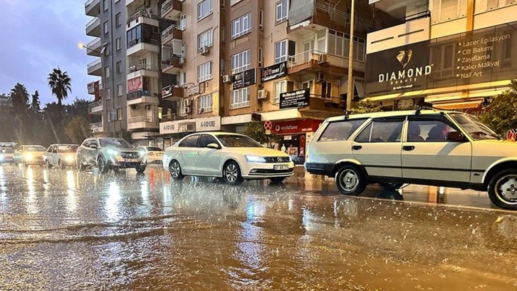 Antalya'da ikamet izni bulunan yabancı sayısı açıklandı bir önceki yıla göre ciddi düştü