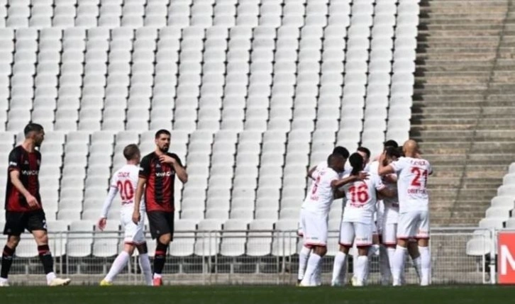 Antalyaspor, Karagümrük'ü tek golle geçti