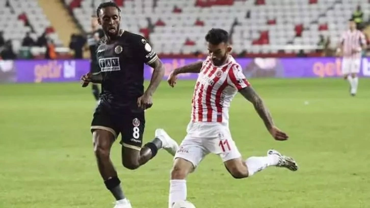 Antalyaspor sahasında Alanyaspor ile 0-0 berabere kaldı