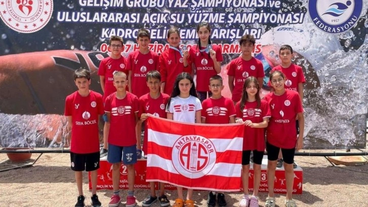 Antalyaspor’un 7 yüzücüsü milli takımda
