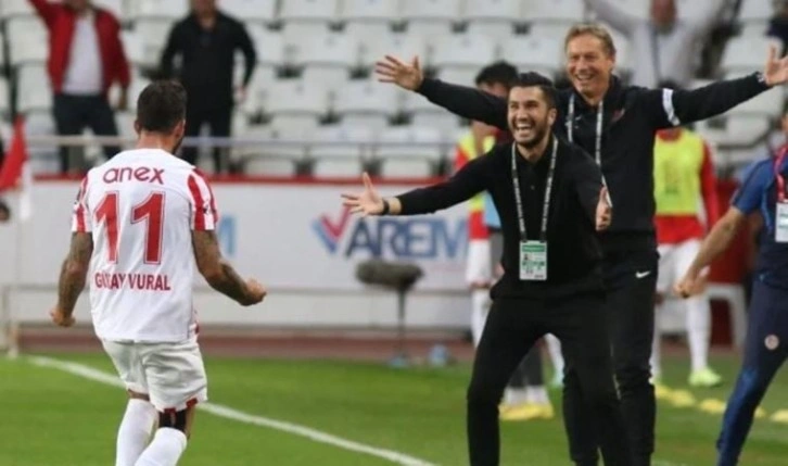 Antalyaspor'dan evinde geri dönüş!