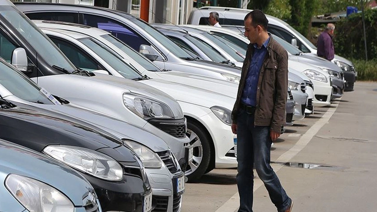 Araç almak isteyenler dikkat! Taşıt kredisinin ödeme planı değişti