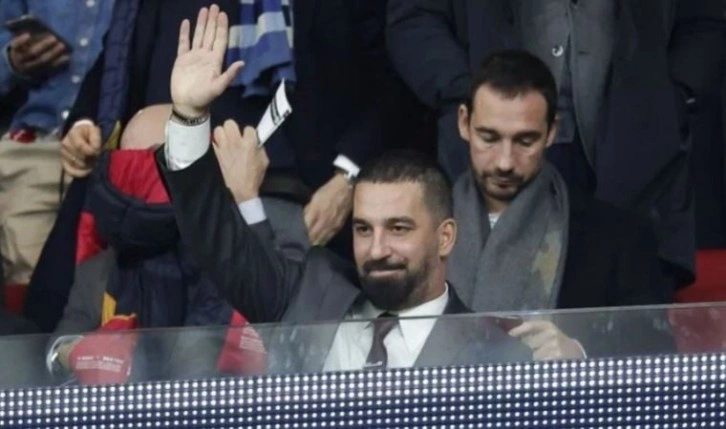 Arda Turan, depremzedeler için sahaya çıkıyor