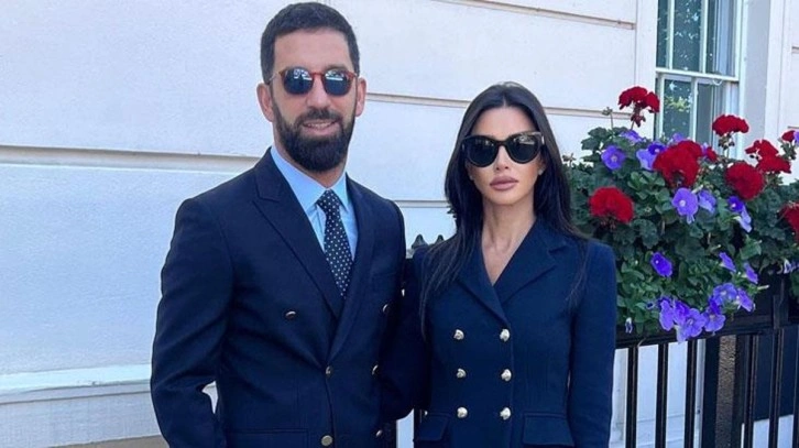 Arda Turan'ın eşi Aslıhan Doğan Turan, Hakan Akkaya ile moda yarışmasında jürilik yapacak