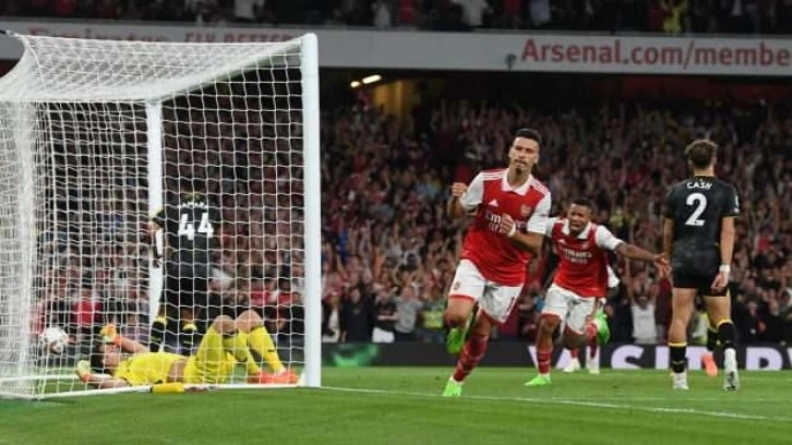 Arsenal 18 yıl sonra 5'te 5 yaptı!