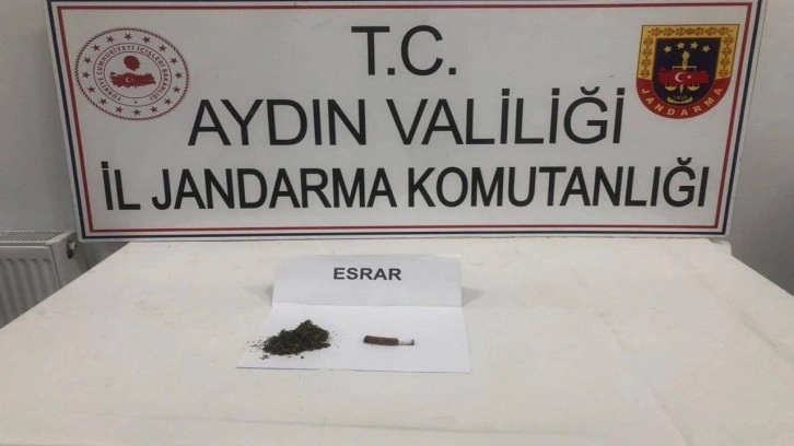 Aydın Söke’de üzerinde uyuşturucu ile yakalanan 5 şüpheli gözaltına alındı