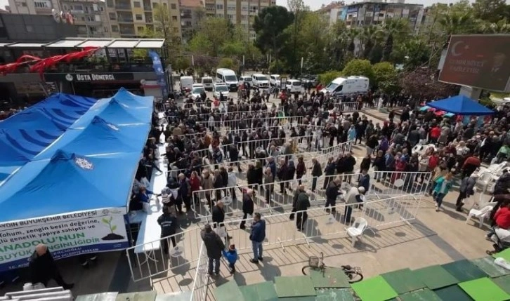 Aydın’da miting gibi fide dağıtımı