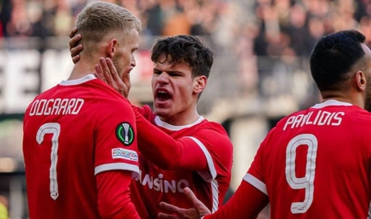 AZ Alkmaar penaltılarla yarı finalde