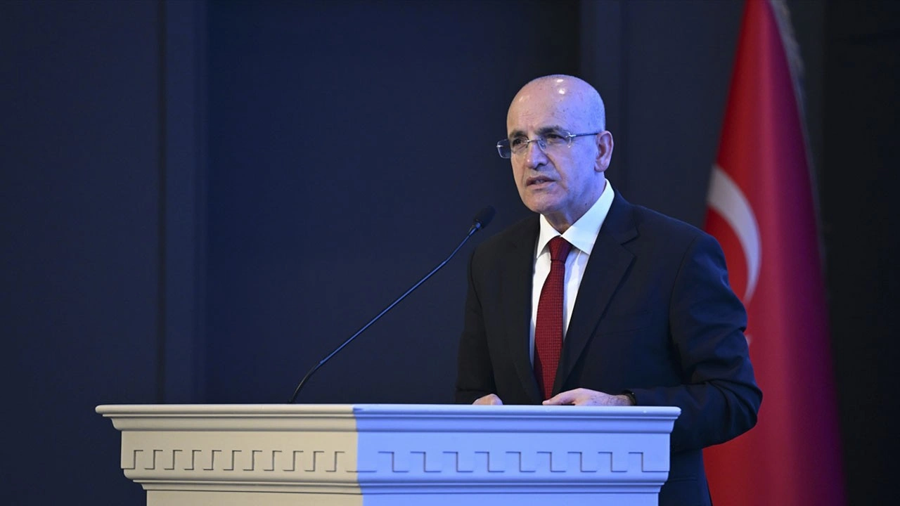 Bakan Mehmet Şimşek: Vergi vermeyenlerin üzerine gideceğiz