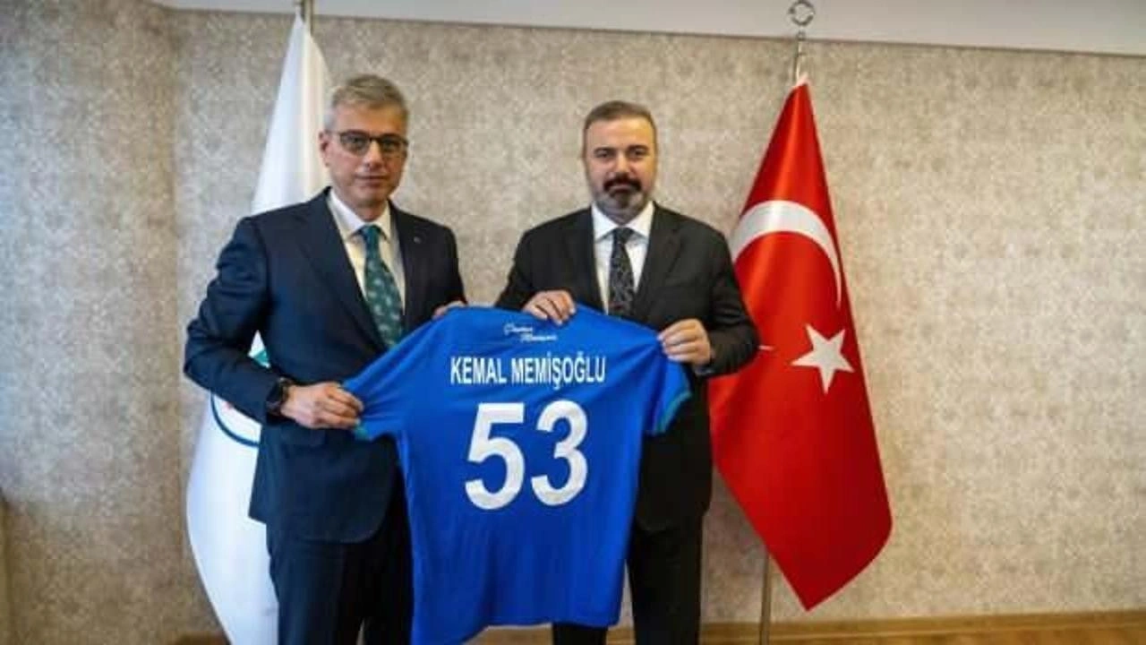 Bakan Memişoğlu'ndan Rizespor'a ziyaret!