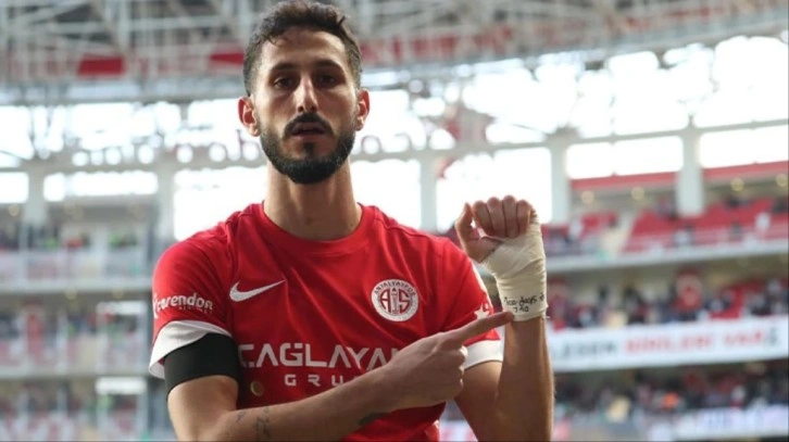 Bakan Yerlikaya: Antalyaspor'un İsrailli futbolcusu Jehezkel, ülkemizden ayrıldı